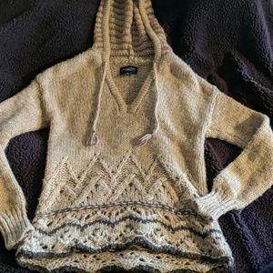 American eagled hooded sweater